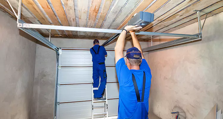 Garage Door Opener Technician in Sunny Isles Beach, FL