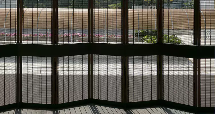 Front Screen Door Repair in Sunny Isles Beach, FL